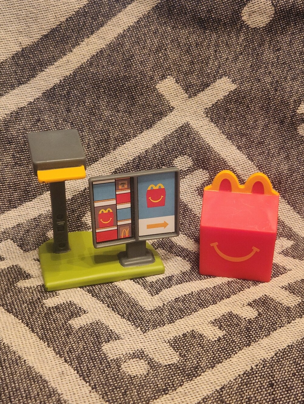 2025 Lil McDonald's Mini Red Happy Meal #3 & Drive Thru #6 Toys